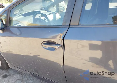 2014 Toyota Prius Two из США, поврежденный, VIN JTDKN3DU3E1764564